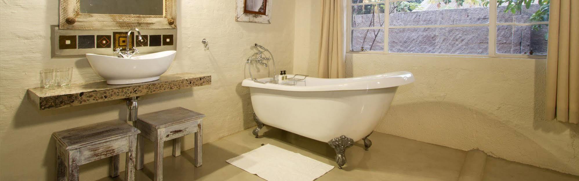 מפלי ויקטוריה Bayete Guest Lodge מראה חיצוני תמונה