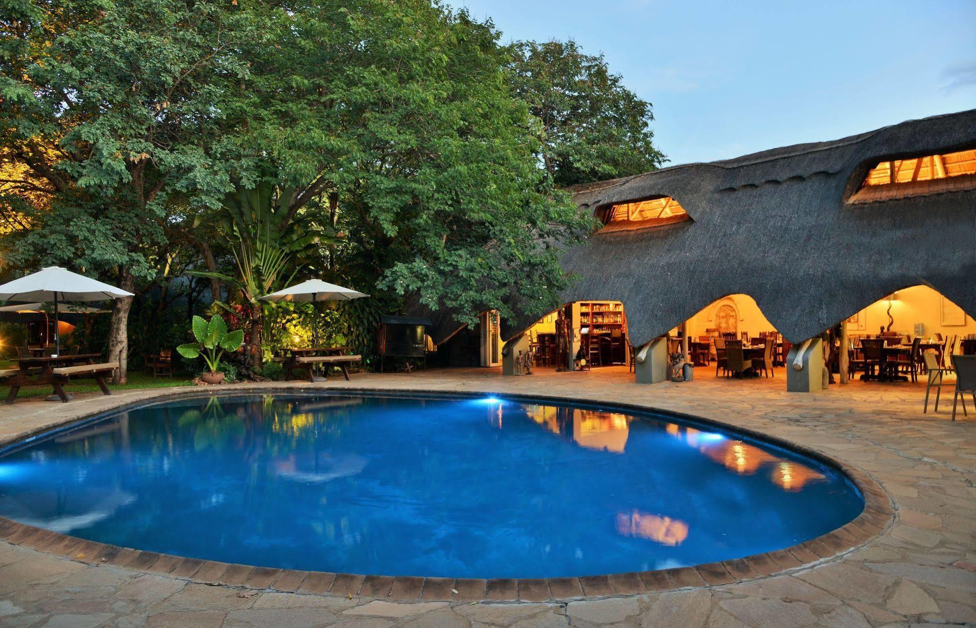 מפלי ויקטוריה Bayete Guest Lodge מראה חיצוני תמונה